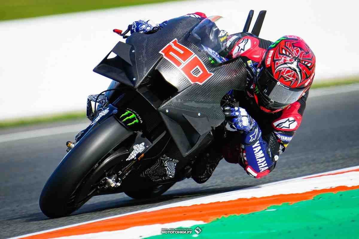 MotoGP: Директор Yamaha объяснил причины проблем с YZR-M1 у Куартараро в Валенсии