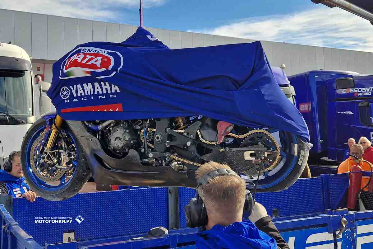 Топрак Разгатлиоглу разломал свой Yamaha в большой аварии на тестах WorldSBK в Хересе