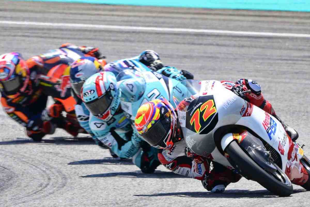 Тайо Фурусато одержал первую победу в мировой карьере Moto3: результаты Гран-При Малайзии