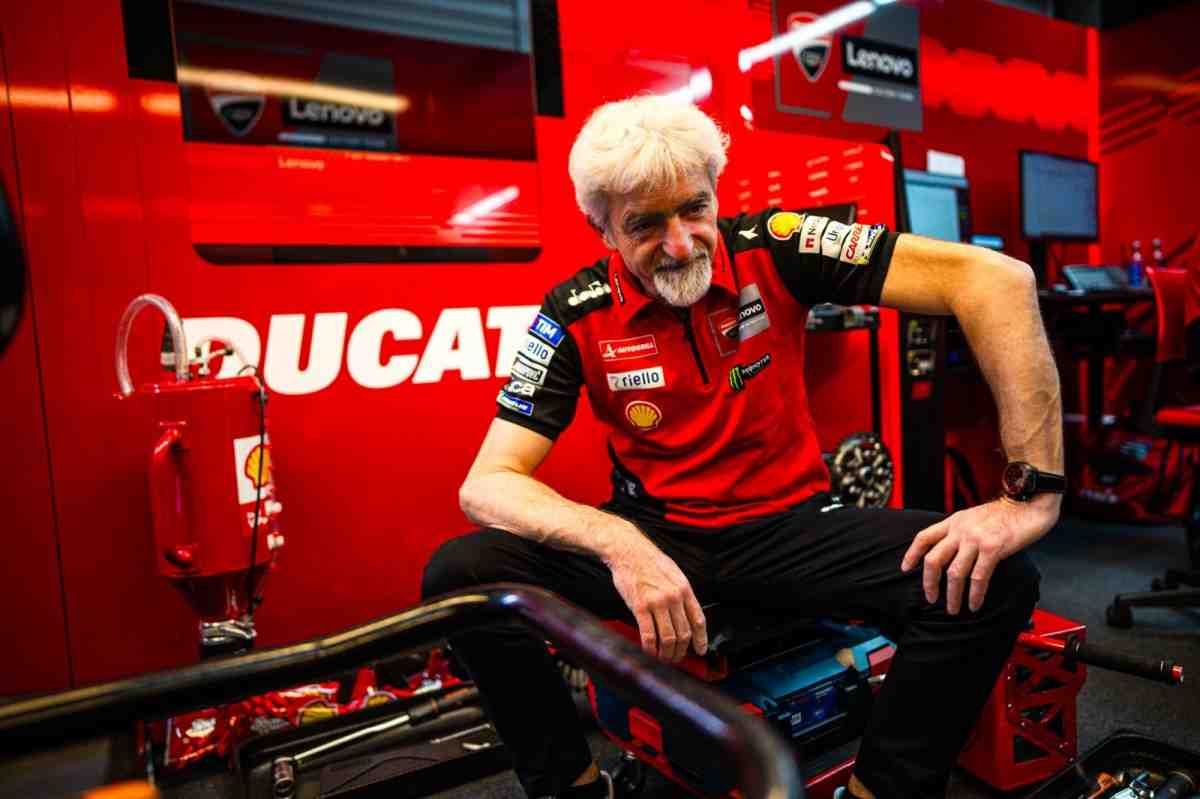 MotoGP: Даль′Инья анализирует BritishGP - и что за важный гость был в гараже Ducati в Сильверстоуне