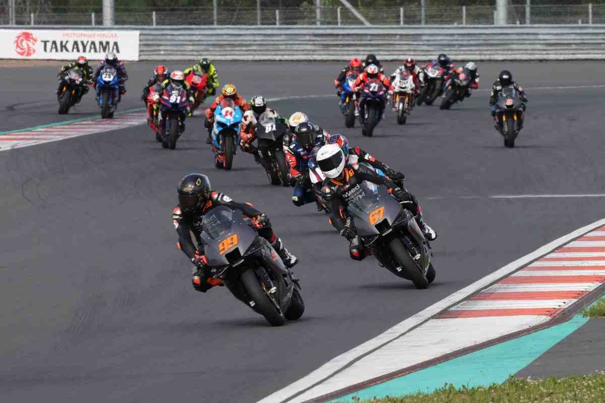2 этап чемпионата России - Суперспорт: Yamaha vs Ducati - битва в Игоре: тяжелая работа окупается!