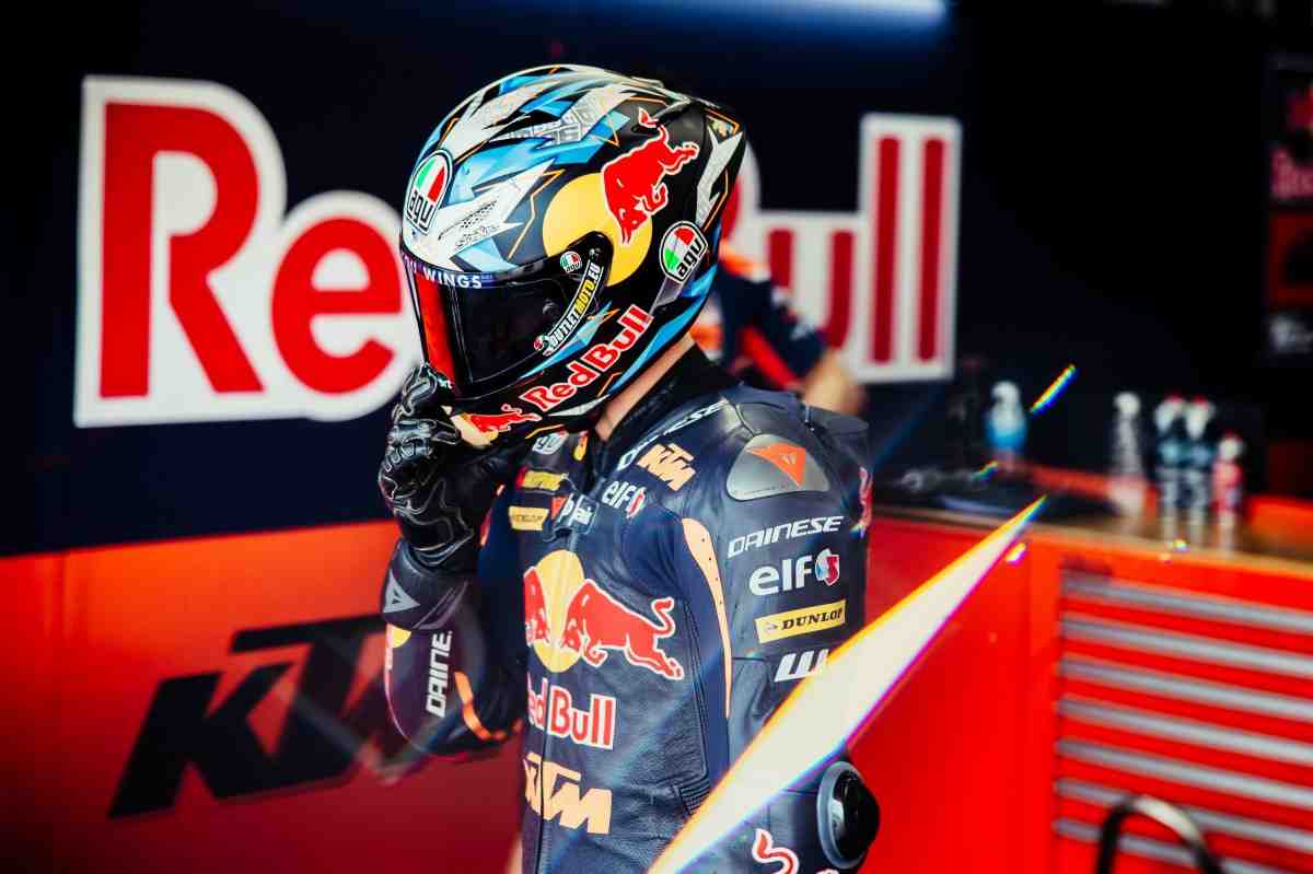 Хайме Масиа продолжает атаку на позиции Ольгадо в Moto3: итог тренировочного дня Гран-При Японии