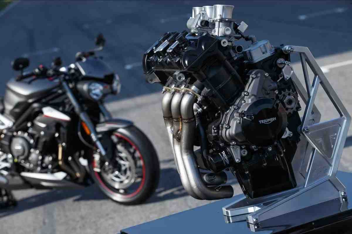 Triumph объявил о новом уровне прототипов Moto2: свыше 300 км/ч на регулярной основе!