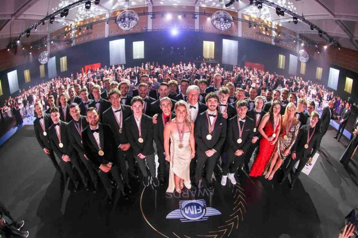FIM Awards 2022: в Римини наградили чемпионов мира по мотоспорту - фотографии и отчет