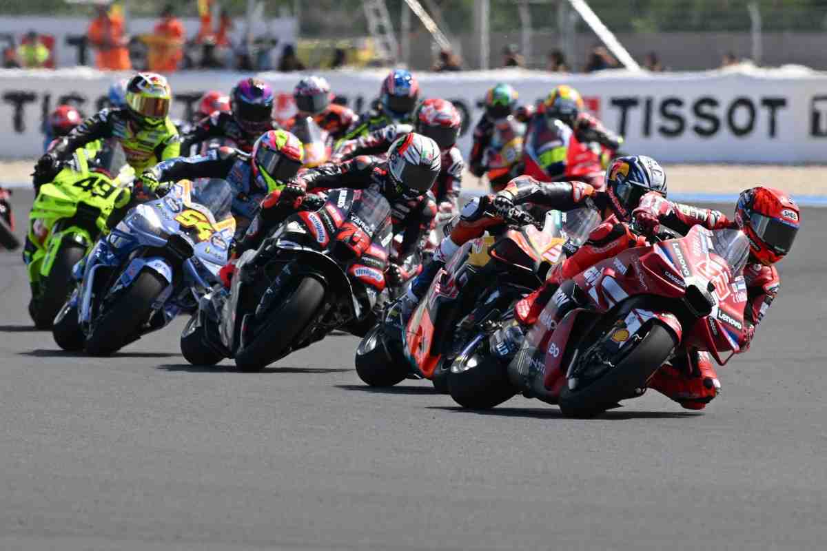 MotoGP 2026: Убедительная победа в субботнем спринте Гран-При Венгрии - Маркес вернулся!